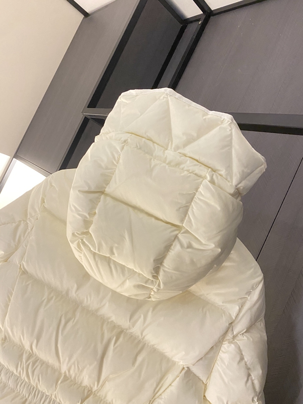 ハイクオリティダウンジャケット全体デザイン